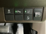 運転席から操作しやすい各種スイッチ