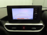 バックモニターを装備しています。車庫入れ時等に車両後方が確認出来るのでとても便利です。