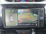 バックカメラで後方視界も見やすくなっております!!