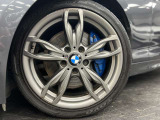 2シリーズクーペ M235i 6MT ミネラルグレーM 赤革 サンルーフ