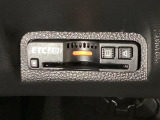 【ETC車載器】もはや必須アイテムのETCを搭載!高速道路のご利用時にとても便利!わずらわしい料金所での現金支払いが不要となりスムーズに通過できます♪