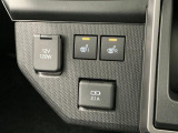 【アクセサリーソケット】12Vの電源は使いやすい位置に装備!用途は様々、スマホの充電やドラレコの電源として役に立ちます♪