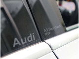 ●スイッチひとつひとつの隙間を1ミリ以下に抑え、まるで彫刻のような存在感と徹底的な微調整により柔らかな押し心地を実現する「ゼロタッチ」など世界でも高い評価を得るアウディのインテリアをぜひご堪能ください