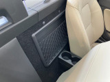 品質へのこだわり!専門のカークリーニング業者さんに依頼をして徹底的に内装・外装をキレイにしてもらっております。外装は磨きもしてもらっていますのでピカピカですね☆