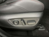 納車前にご案内しますボディーコーティングを施工する事をお勧めします。理由1納車時ピカピカ、2洗車も楽々だし雨で多少の汚れも無くなります、3運転してて気持ちがよいetc.