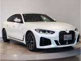 BMWのダイナミック且つエモーショナルなスタイルを印象付けるキャラクターライン(プレスライン)眺めているだけで溜め息の出る美しさです☆