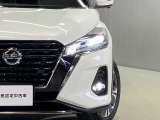 【LEDヘッドランプ】ハロゲンヘッドランプの約2倍の明るさ!夜の運転も安心です!