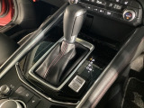 全てのトランスミッションのメリットを兼ね備えた理想的なAT、それがSKYACTIV-DRIVE(スカイアクティブドライブ)です。「滑らかな変速」「ダイレクト感あふれるシフトフィール」そして「低燃費」です!