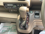 ホンダ純正ギャザズナビ★障害物センサー★バックモニター★シートヒーター★クルコン★電動Pブレーキ★当社試乗車★安心ディーラー保証★車検R10/12月まで★全て諸経費込みの価格です!