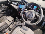 ご納車後も最寄りのMINI正規ディーラーにてアフターサービスが可能です。お問合せ・詳細はMINI NEXT 三宮店  お問い合わせ:078-803-3298 までお気軽にお問合せ下さいませ。