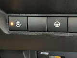 ステアリングにもヒーターが付いてます。寒い冬には重宝します☆