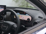 Q2 35 TFSI アドバンスド 