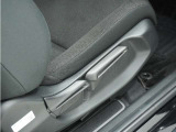 ◆パワーウィンドウスイッチ◆運転席から全席の窓の開閉操作を行うことが出来いつでも換気ができます!