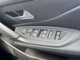 運転席操作部になります。