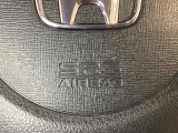 Honda認定中古車「U-Select」はHonda車である事と、思いもよらない高額修理のリスクに備えるため修復歴がない車両に限定、さらに第三者機関の車両状態証明書をすべての車両で取得しています。