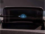 MINIのメーターパネルは円をコンセプトにデザインされております。おしゃれで愛嬌のあるMINI独自のデザインに惹かれる方は数多くいらっしゃいます。