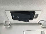 ETCが装着されています。再セットアップ後高速道路の料金所をノンストップで通過できて大変便利です。