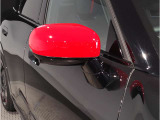フロントタイヤより前の重量をなくし、車の運動性能を高めております。フロントタイヤから鼻先までが短いため、数値にてあらわれる「最小回転半径」より、小回りが利くことを実感いただけると思います。