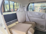 【シートアレンジ】荷物や乗車人数に合わせてシートを調整でき、幅広いシーンに対応できます。