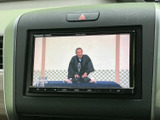 停車時にテレビ視聴が可能。お子様連れのご旅行など、移動中の時間も有効活用できます。