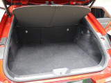 広々としたラゲージスペースを備えています。大きなものや長さのある荷物もしっかりと積み込めます。