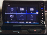 メーカー純正のナビゲーションが付いていますオーディオも充実しています。詳しくはスタッフへお尋ねください