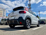 コーナーセンサー付きですので駐車も安心です。