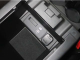 USBポート(TypeC)が2口ついております♪