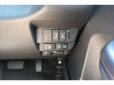 運転席にいながら両側パワースライドドアの開閉ができます!