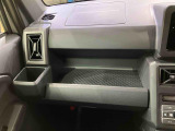 納車前にはプロのメカニックが、各部の点検を行います。ディーラーにしか出来ない品質、そしてサービスできっと満足していただけると思います!