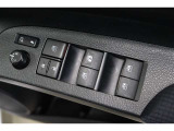 運転席はオート機能付のパワーウィンドウです!