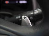◆パドルシフト◆オートマチック車でもミッション車のようなフィーリングを楽しめます。エンジンブレーキを使いたい時にも役立ちます。