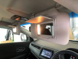 【車内ミラー】日常で使える、嬉しい車内ミラーがついてます!