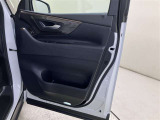 車両検査証明書付きです!だれでも中古車の状態がすぐにわかるよう、車のプロが客観的に評価。車両の状態やわずかなキズも正確にお伝えします。