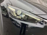 HBC(ハイビームコントロールシステム)が対向車や先行車を検知してロー・ハイビームの切り替えを行い、夜間の前方視界確保をサポートしてくれます。