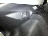 非常時やキャンプなどに役立つAC100Vコンセント付きです。これなら車中泊も出来てしまいますね!