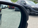 ブラインドスポットインフォメーション搭載☆斜め後ろからの車両接近を知らせ、車線変更などをスムーズに♪