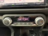 ★オ-トエアコン★温度設定だけで車がいつも快適に自動調整します♪風量や吹き出し口も自動で行われます。もちろんお好みの設定にも調整可能です♪