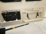 【車載工具】タイヤ交換には必需品ですね!万が一に役立つ工具です。緊急時に備え、使い方をしっかり覚えておきましょう。