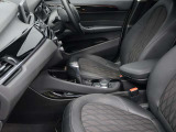 村内ブランドセレクション 府中センターは、グループ正規ディーラーからの下取り車のみを揃えております!東府中駅徒歩3分!!お気軽にお越し下さい!!