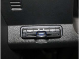 ETC車載器付き。高速道路の料金所はキャッシュレス通過(^^♪スマートインターの出入り口も利用可能でとっても便利。