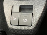 品質へのこだわり!フロアマットやシートなど車内をキレイに清掃し、ニオイや汚れなどを徹底的にクリーニングしてもらっております。室内はピカピカです☆