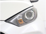 ハロゲンヘッドライトですが、別途有償にてLEDヘッドライトに交換もできますよ。