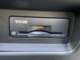 ETCで高速代の支払いもスムーズ!カードを持っていればご納車日当日からご利用いただけます。ETCは2.0モデルが付いてるので次世代の運転支援サービスを受けることが出来ます。