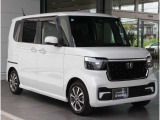 当社の優秀なスタッフがしっかり点検整備をさせていただいてからご納車いたします!さらに!エンジンオイル、エレメント・ミッションオイル・ワイパーゴムを新品交換になります!これで安心して乗って頂けます!