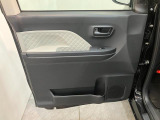 延長保証につきましてはお求めいただく車両によって保証料が異なりますので、当店スタッフまでお気軽にお問い合わせくださいませ。