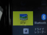 TVはフルセグチューナーです。鮮明な画像でTVが楽しめます。停車中や休憩中にお楽しみ下さい。