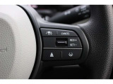 安全運転支援システムHonda SENSINGを搭載。アダプティブクルーズコントロール、車線維持など複数の先進技術で安心・快適なドライブをサポートします。