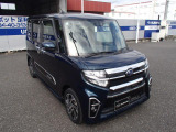 中古車は同じコンディションのものは存在しないため、安心しておクルマをお選びいただけるよう、信頼のおける第三者機関が基準に従い、車両の品質と状態をチェックし、評価するのが「第三者評価」です。