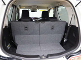 ゆとりある広々とした車内空間は、ドライブを始め買い物やレジャーなど、幅広く活躍します。一人でもみんなとでもお出かけを楽しみましょう!